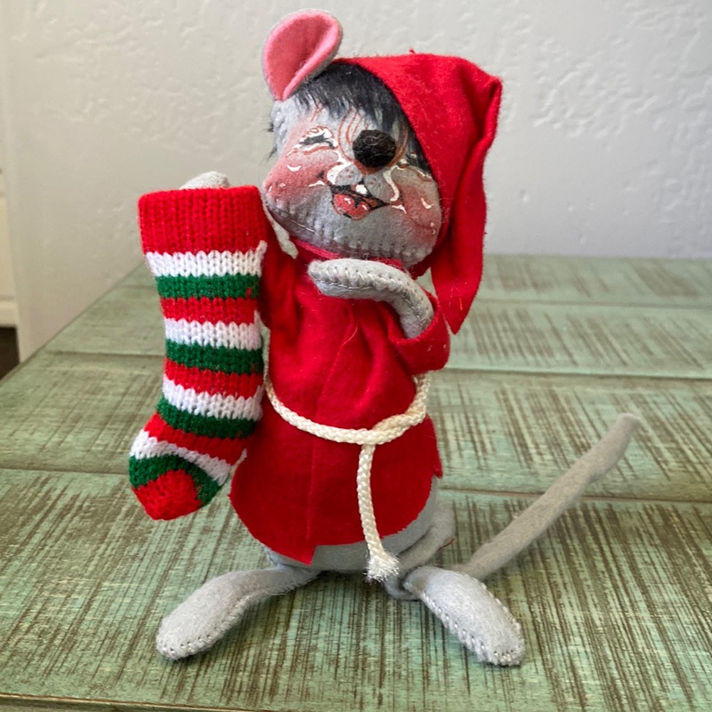 Annalee Christmas mouse with stocking